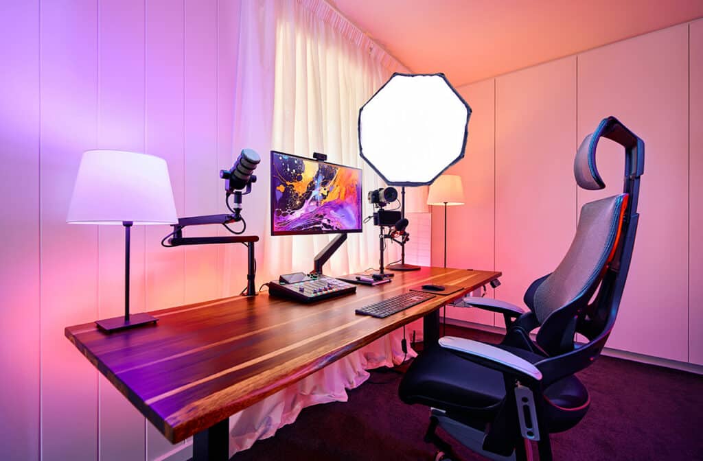 desky hardwood desk setup